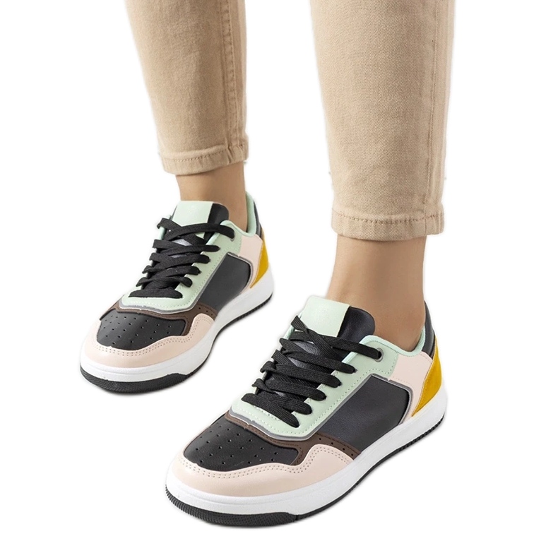 D/GMR Schwarze Turnschuhe von Lindon