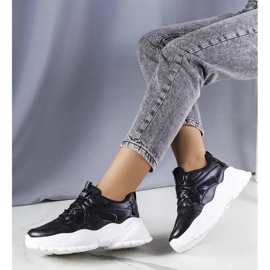 D/GMR Schwarze Sneaker auf massiver Lorene-Sohle