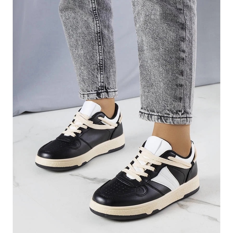 D/GMR Schwarze Damensneaker von Marcella beige