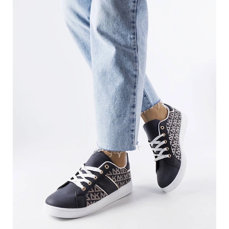 D/GMR Marineblaue Turnschuhe, verziert mit dem Bolduc-Monogramm