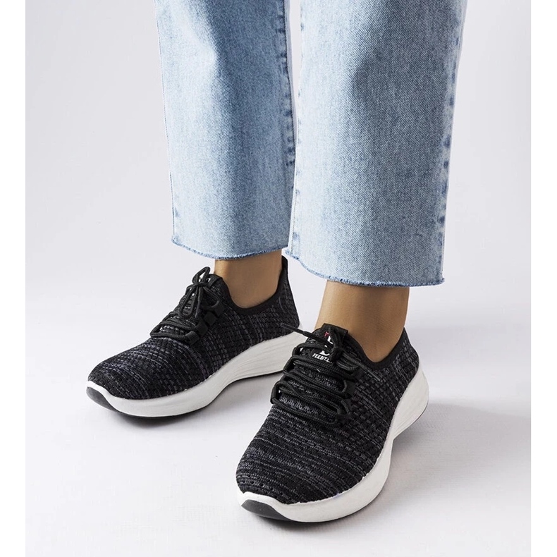 D/GMR Schwarze Stoffsneaker von Tommaso