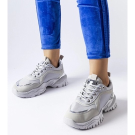 D/GMR Graue Sneakers mit silbernem Lodgeville-Akzent