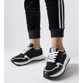 D/GMR Schwarze dekorative Camuzzoni-Sneaker