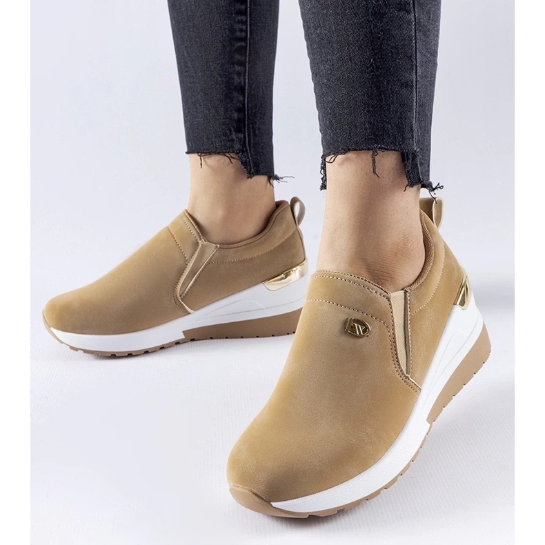 D/GMR Dunkelbeige Vitale Keilsneaker