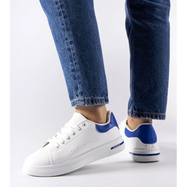 D/GMR Weiße und dunkelblaue Leland-Sneaker