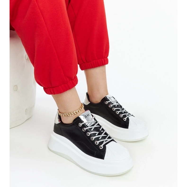 D/GMR Schwarze Plateau-Sneaker Goe NN2N4034