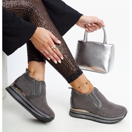 D/GMR Dunkelgraue Cadelaria-Keilsneaker