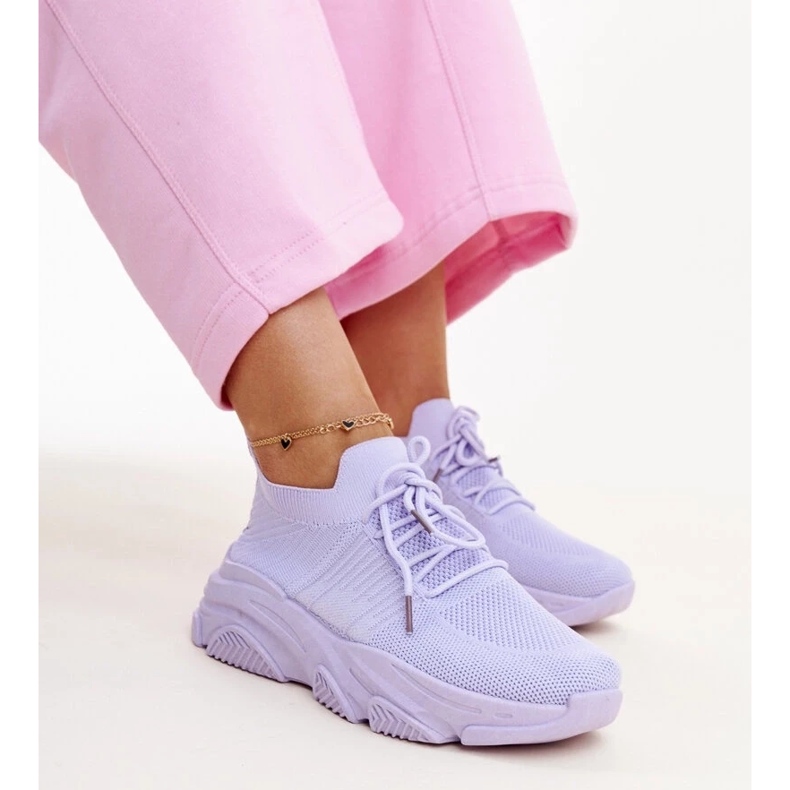 Lila Sneaker mit massiver Kassi-Sohle violett