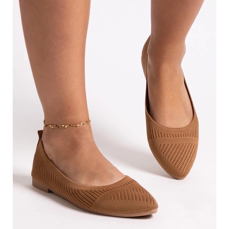 D/CEO Ballerinas Wendana aus karamellfarbenem Stoff braun