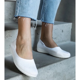 D/CEO Weiße Ballerinas aus Stoff von Provencher