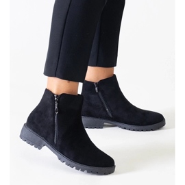 D/CEO Schwarze Stiefeletten mit Metalleinsätzen, Öko-Wildleder Branda