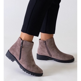 D/CEO Braune Stiefel mit Metalleinsätzen, Öko-Wildleder Branda