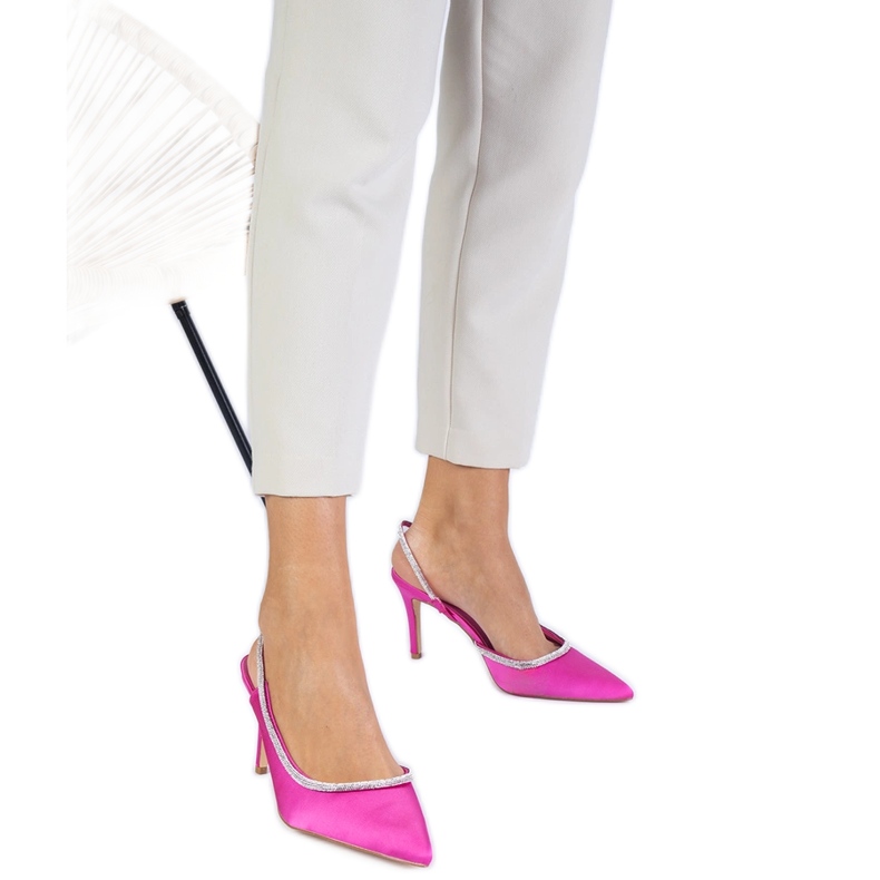 Rosa Satinpumpen mit Zirkonen mit offener Ferse