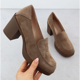 Potocki heben Schuhe in SZ12547 Wol288b hervor