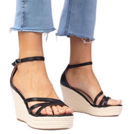 Schwarze Sandalen Espadrilles auf Keil