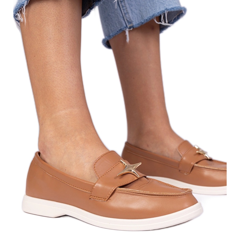 Brown -Frauen -Slipper mit goldener Dekoration braun