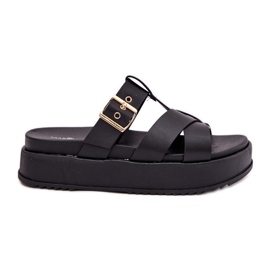 Die Flip -Flops für Frauen auf der Plattform mit Streifen und Schwarz klemmen