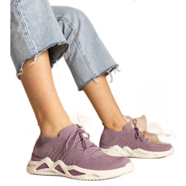 Violet Damen -Turnschuhe mit einem Sockenobermaterial lila