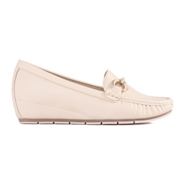 Goodin Beige Slipper auf einem niedrigen Keil mit einer Verzierung