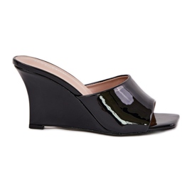 Frauen Hochzeiten auf Schwarz gestrichen