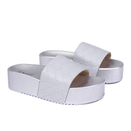 Grau -ähnliche Flip -Flops