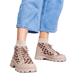 Brown Boots -Sneaker auf der Plattform braun