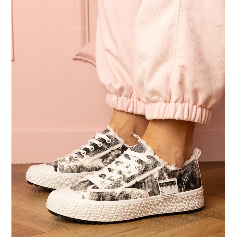 Schwarze Frauen -Sneaker Sportsneaker