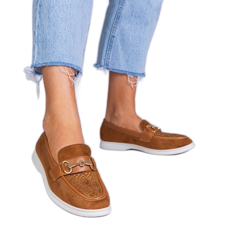 Braune Slipper aus Ekozamsz mit Zirkonen