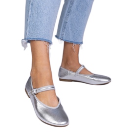 Silber Frauen Ballerinas mit einer Schnalle