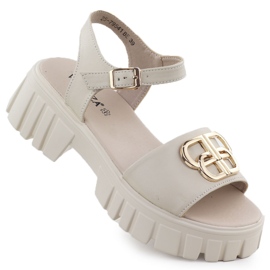 Frauen Ledersandalen auf dem Pad Beige Vinceza 79541