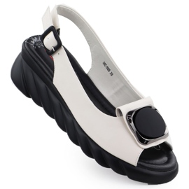 Damen -Ledersandalen auf Keilcream Artiker 56C1565 cremig