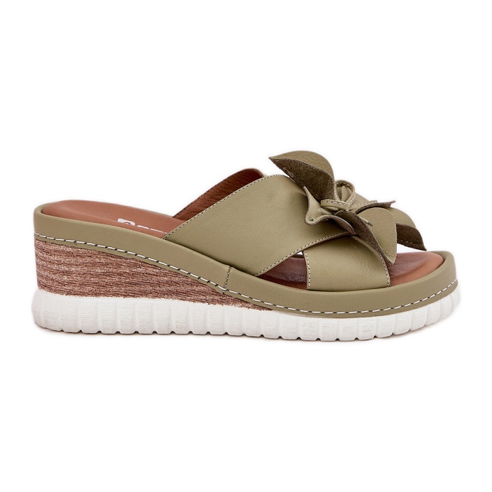 ARTIKER Frauen Lederkeile mit einem dekorativen Blumenartikemer 52C0503 Grün