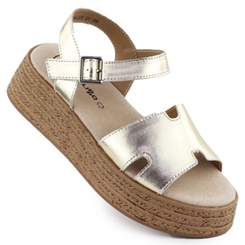 Filippo DS7024 Ledersandalen auf Keilen golden