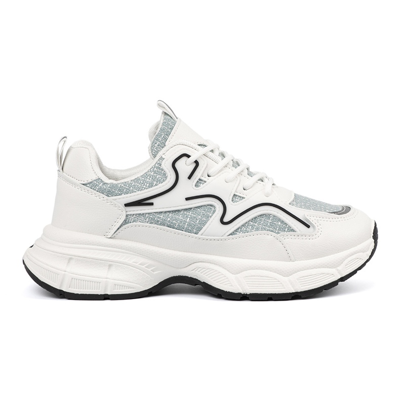 Shelvt Weiße und grüne Turnschuhe mit dekorativen Einsätzen