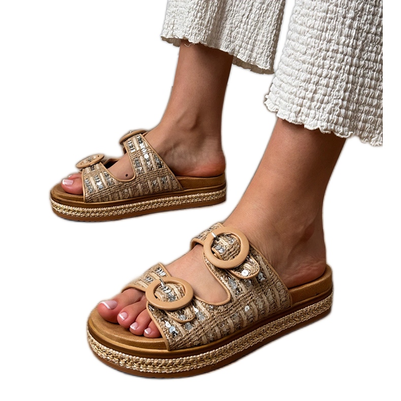 Beige geflochtene Klappen mit Pailletten auf Streifen