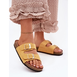 Flip Flops für Frauen auf der Korkplattform, gelbe Klemmen