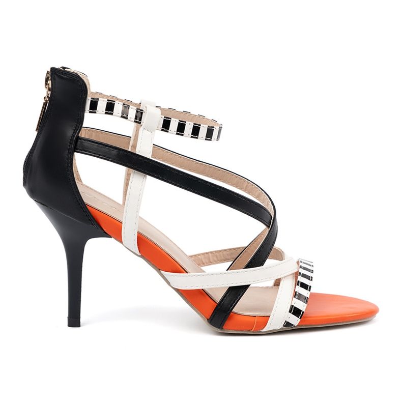 Shelvt Sandalen auf hohen und weißen Gurten mehrfarbig