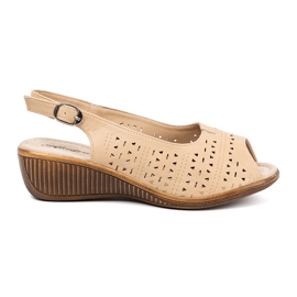 Shelvt Beige durchbrochene Keilsandalen