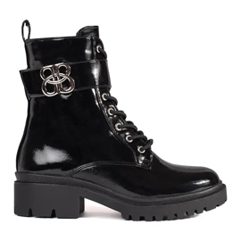 Schwarze lackierte Stiefel Frauenarbeiter