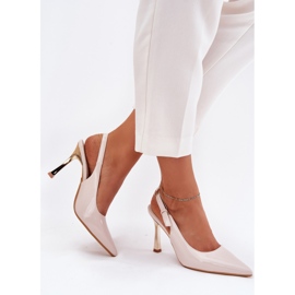 Lackierte High Heels mit offener Ferse und spitze Toas beige