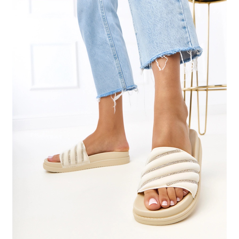 Beige Flip Flops mit Cardon Zirkonen blau