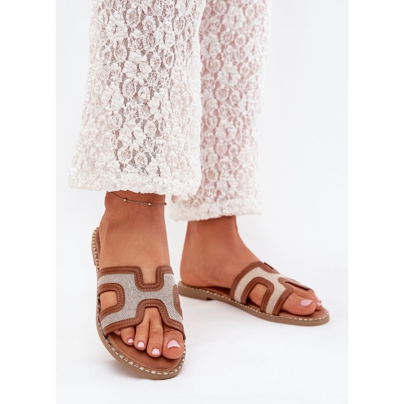 Boto Vereya flach -geduldter Frauen flach Flip Flops braun