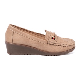 Shelvt Beige Schuhe mit goldener Dekoration