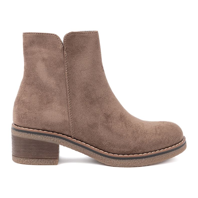 Shelvt Klassische dunkle beige Stiefel mit einer stabilen Ferse