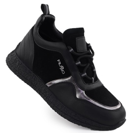 Damen -Lederschuhe für Frauen auf der Plattform Czarne Filippo DP7406 isoliert