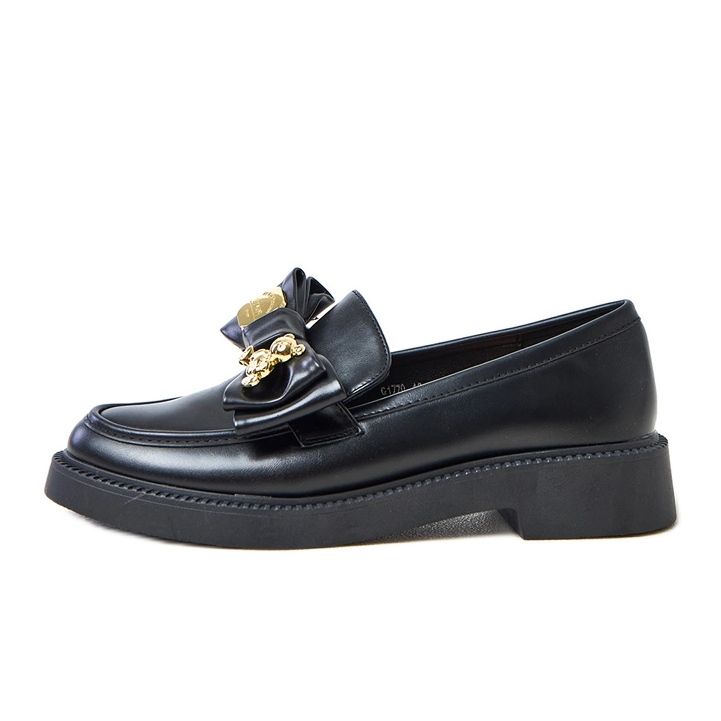 Schwarze Slipper mit Bogen und Teriwa Teddybär