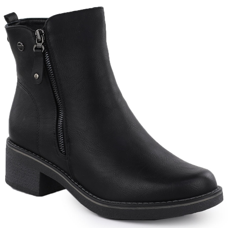 EVento Isolierte Stiefel auf dem schwarzen Event -Frauenblock