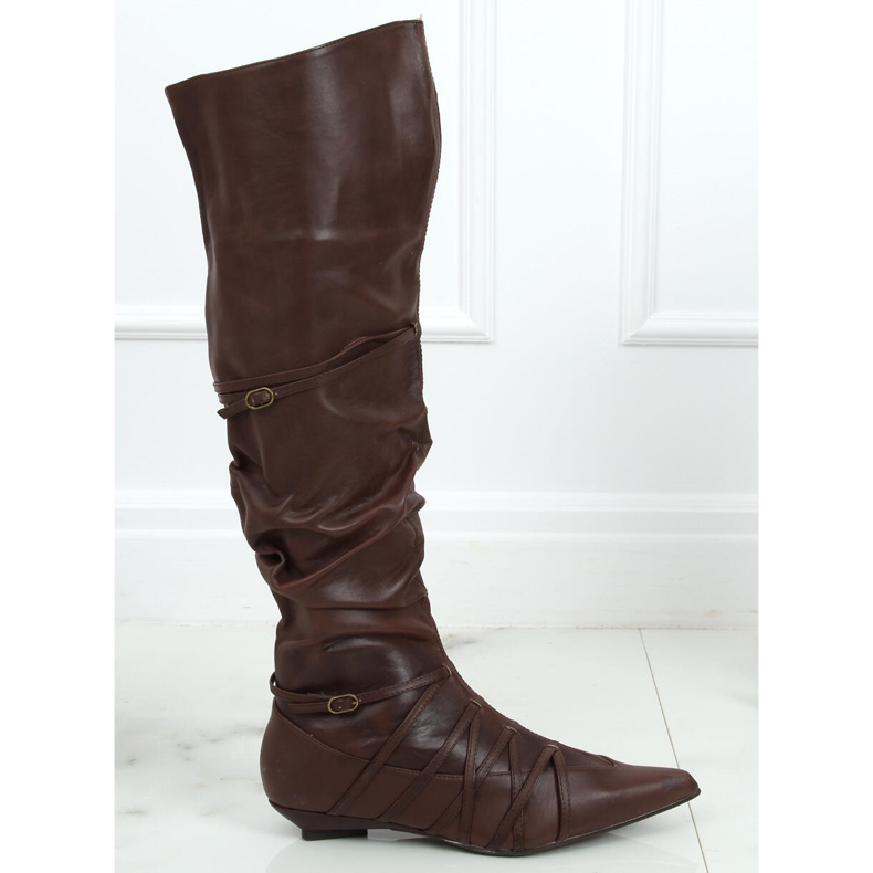 5832-1 braune Musketiere für Damen