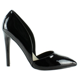 Lackierte Pumps mit Vertiefungen EE05 Schwarz