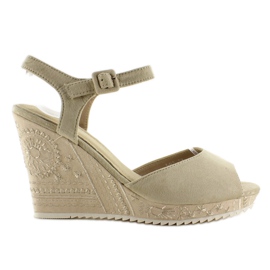Keilsandalen mit Stickerei R93 Beige